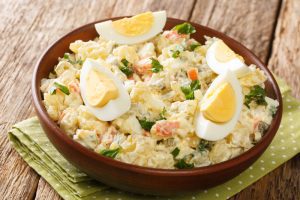 Receita de salada de batata com ovo